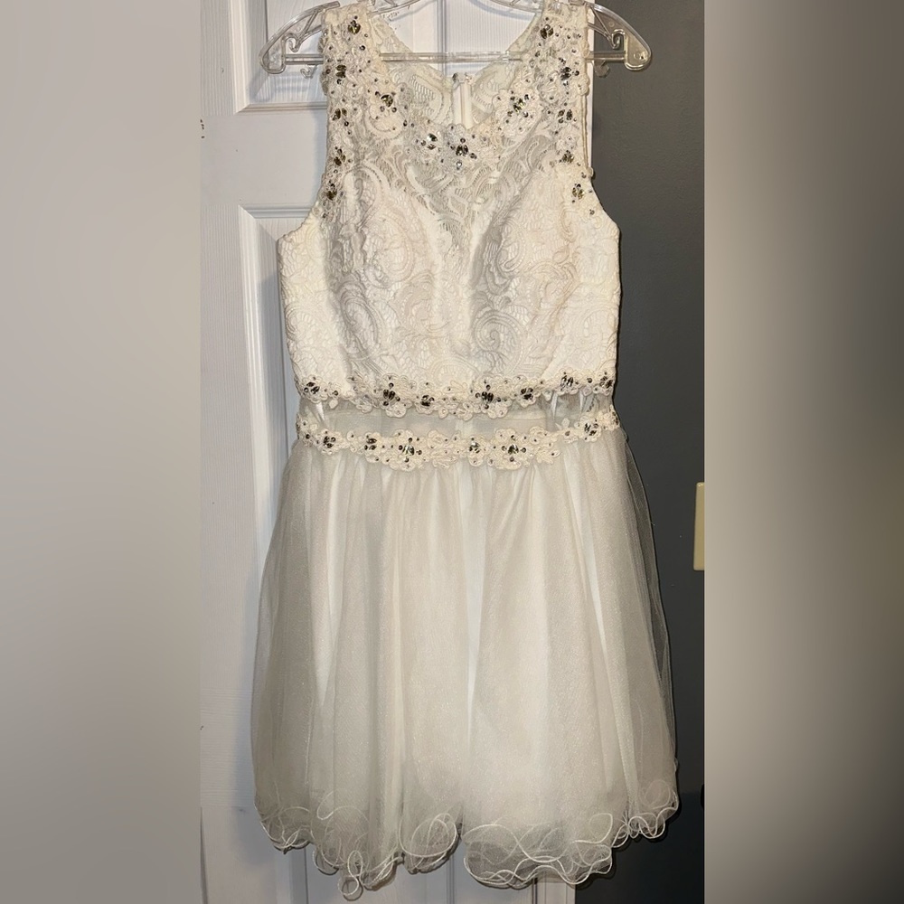 Elegant dress